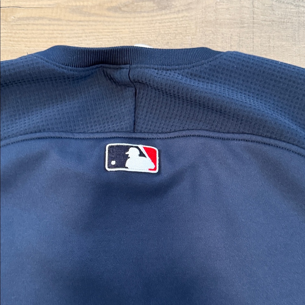 Boston Red Sox’s Navy Long Sleeve Pullover Sweatshirt - Picture 10 of 10